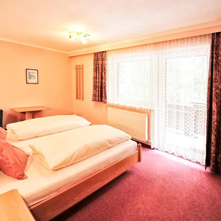 Pensión Timmelseck 3*